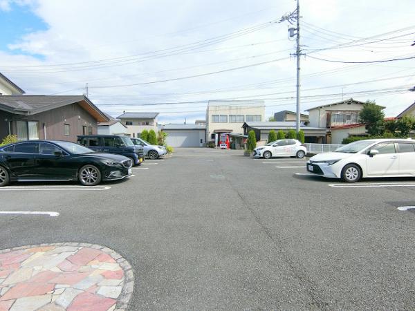 駐車場　★平面駐車場★