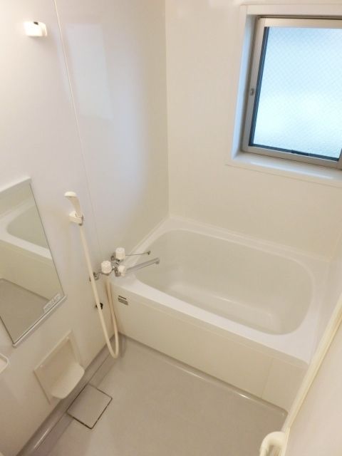 バス・シャワールーム　一日の疲れを癒すバスルーム