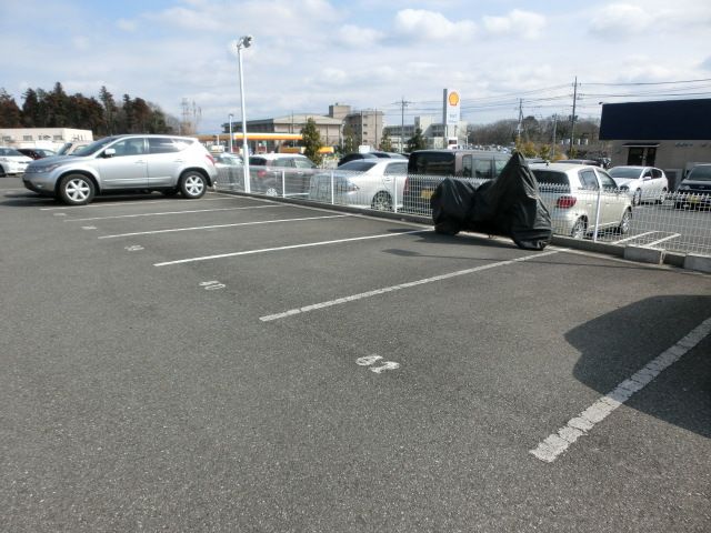駐車場　敷地内の駐車場