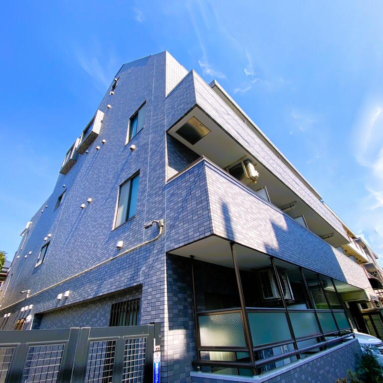 シャト-尾山台の外観写真