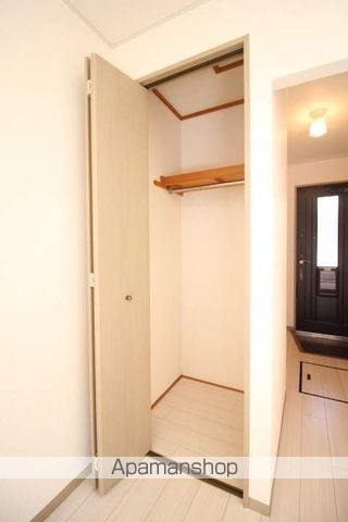 レジデンス高柳 A棟の内装写真