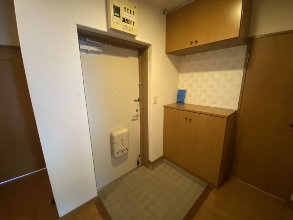 ながつきコーポの玄関写真