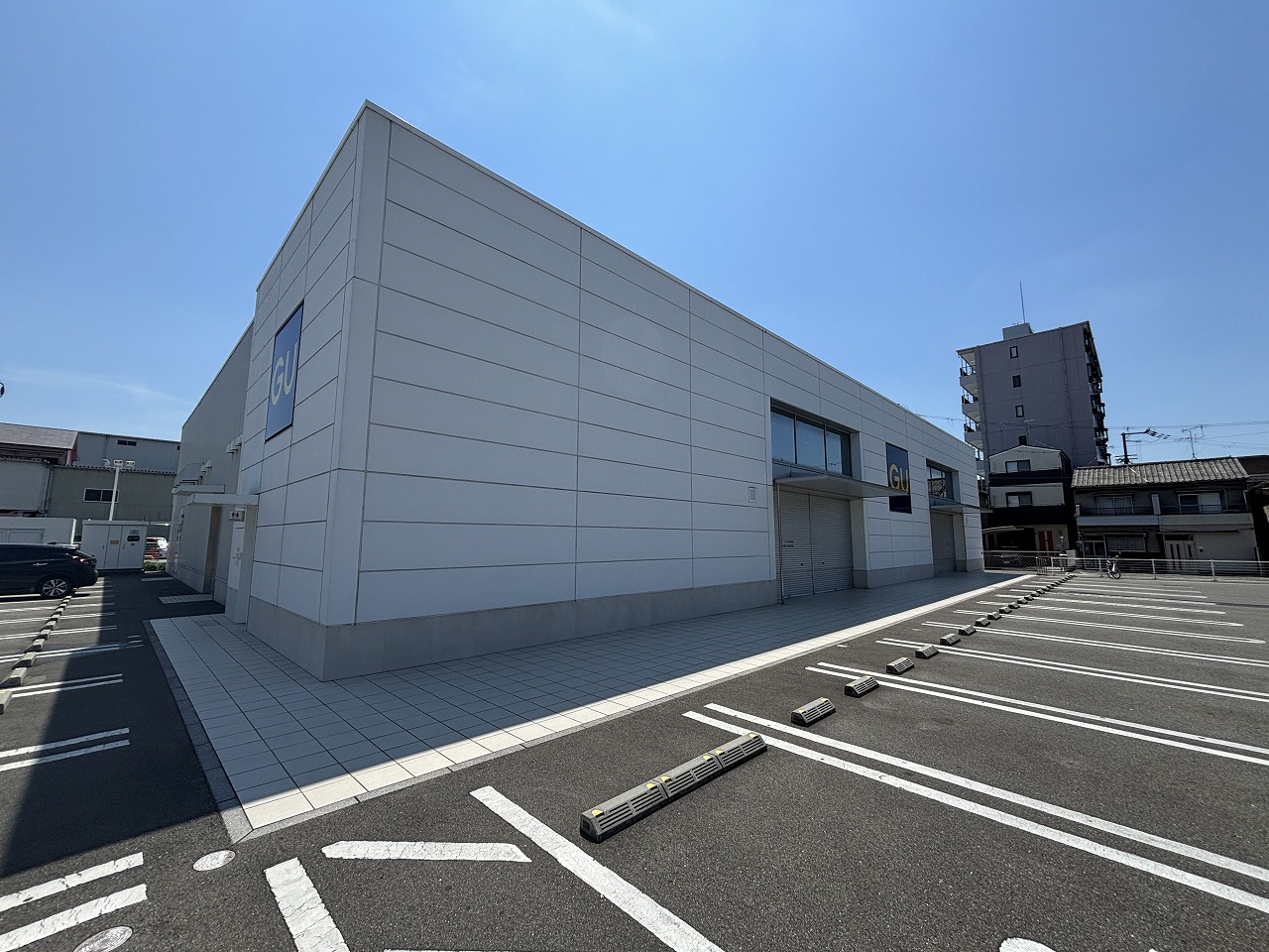 ショッピングセンター　ジーユー東大阪渋川店（ショッピングセンター）まで917m