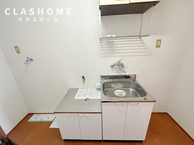 キッチン　同物件の別部屋になります。