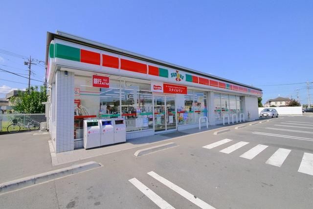 コンビニ　サンクス（コンビニ）まで1800m