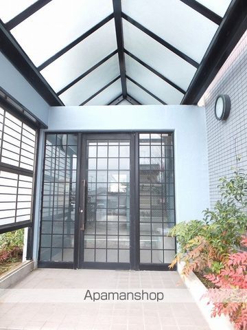 ＪＲ吉都線 小林駅 徒歩10分 3階建 築31年の外観写真