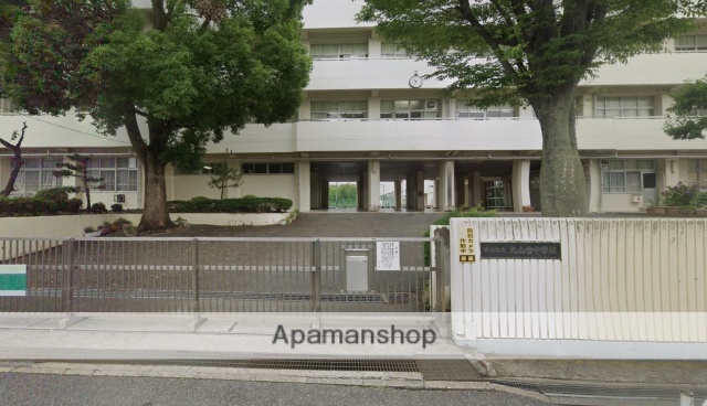 中学校　横浜市立丸山台中学校（中学校）まで669m