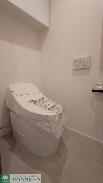 トイレ　※写真は同タイプ住戸です。