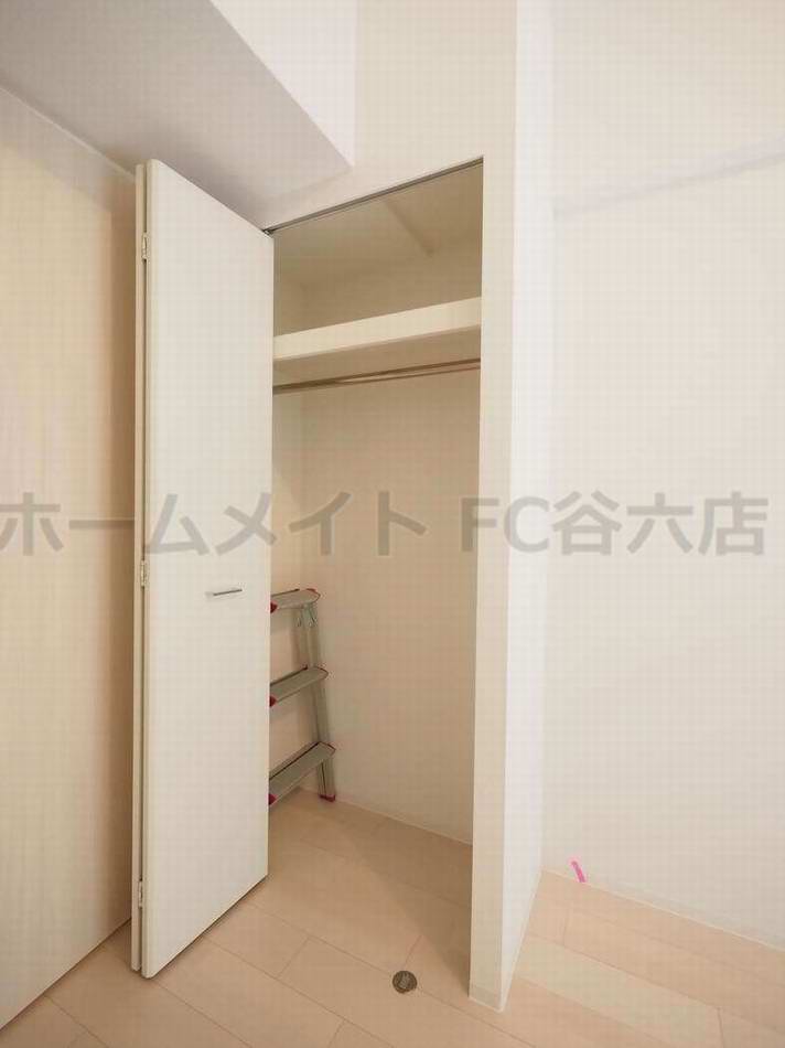 SERENiTE本町refletの内装写真