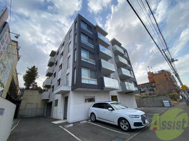 建物外観　札幌市中央区宮の森３条Ｍ－ＳＥＬＥＣＴＩＯＮ．ＳＴＥＬＬＡ