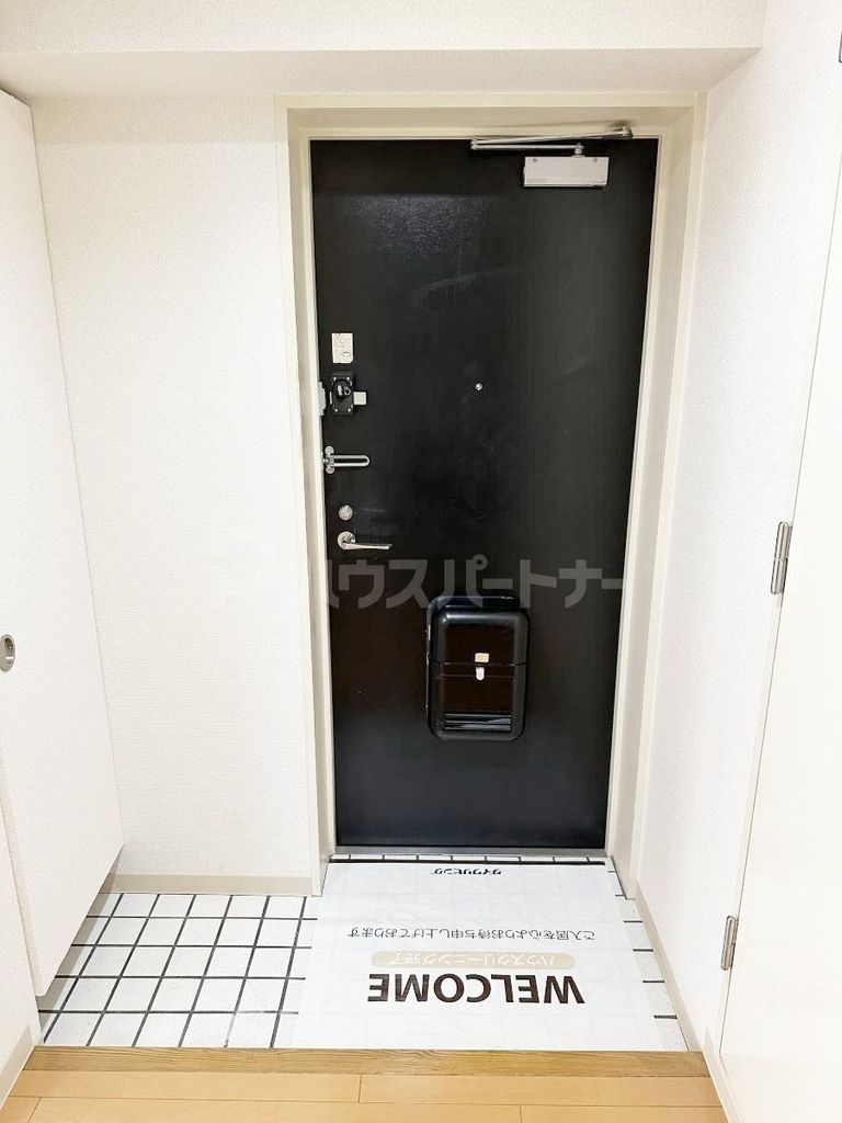 東京メトロ東西線 西葛西駅 徒歩3分 10階建 築36年の玄関写真