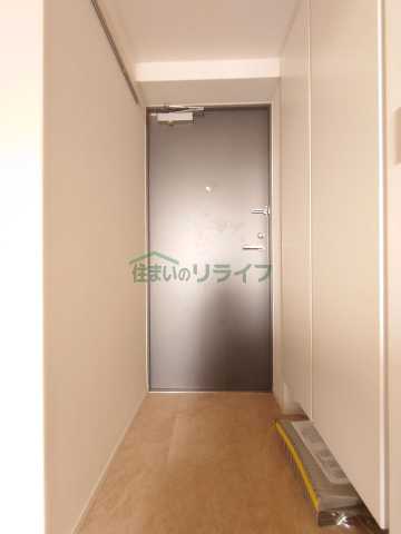 ミレドゥーエ下北沢Iの玄関写真