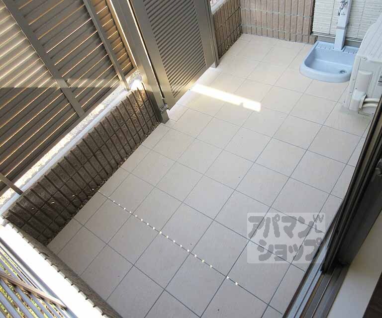 バルコニー　凄く広いバルコニー・