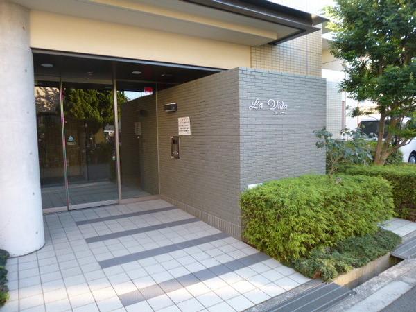 ラ ヴィーダの外観写真