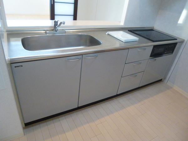 ラ ヴィーダのキッチン写真