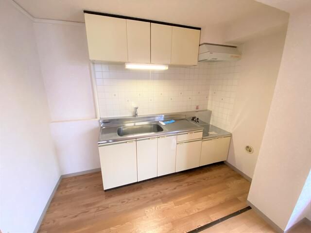 キッチン　Housekul IR　北区田端新町２