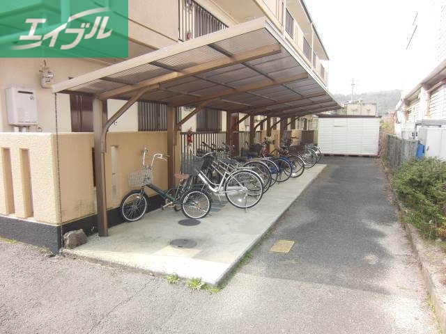 マンション津高の外観写真