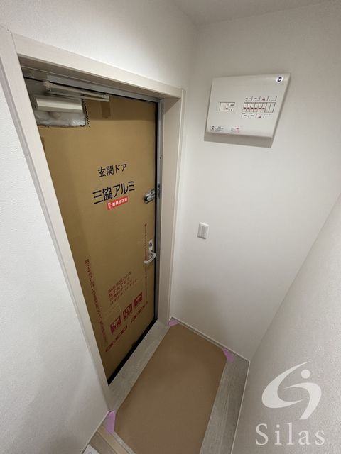 地下鉄今里筋線 だいどう豊里駅 徒歩9分 3階建 築2年の玄関写真