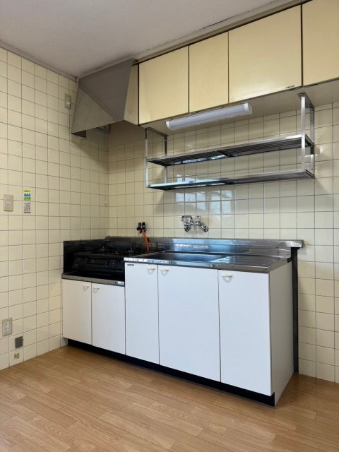 キッチン　※同型タイプの参考写真となります。