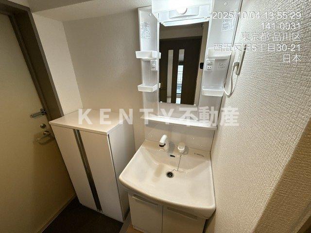 洗面設備　コンパクトで使いやすい洗面所