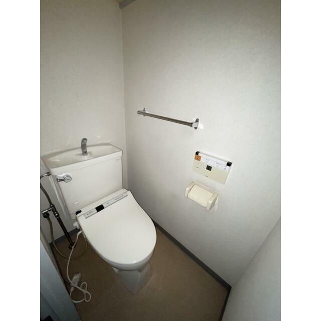 トイレ　洗浄機能付きトイレとなります