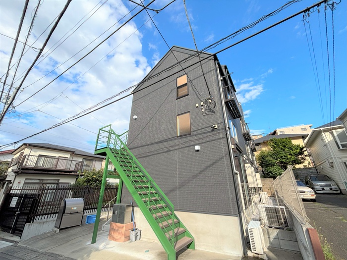 アザーレ・プラネ読売ランド前