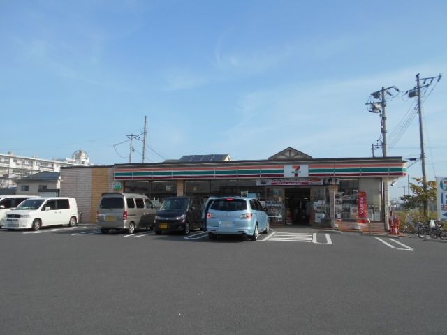 コンビニ　セブン-イレブン越谷大竹店（コンビニ）まで336m