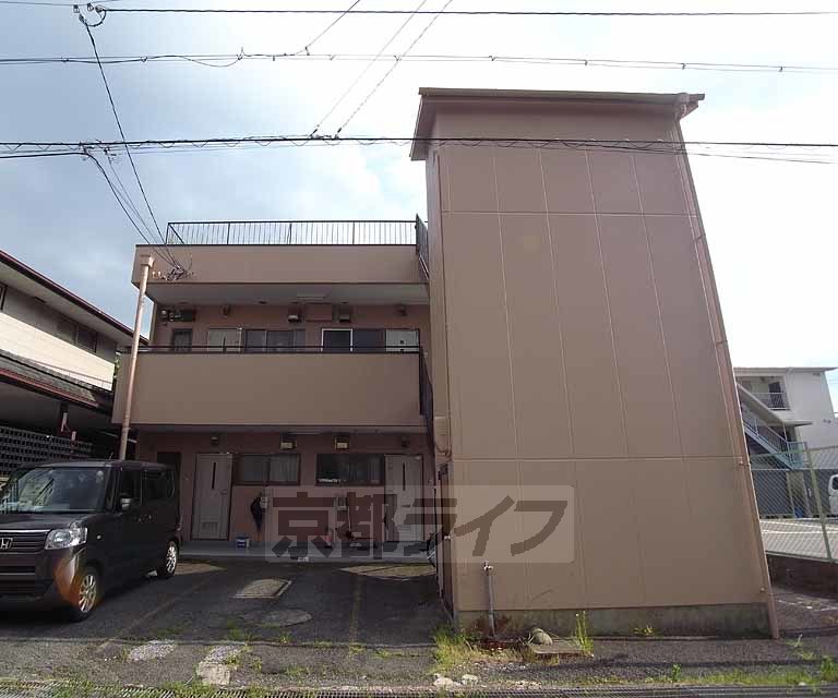 本町ハイツの外観写真