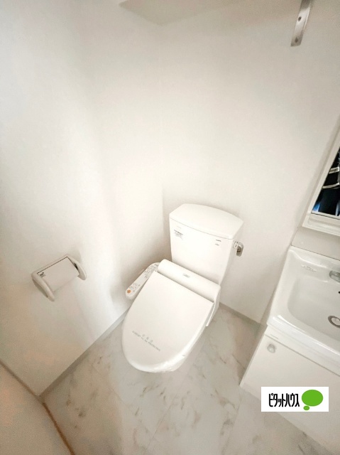 クリスタルグランツ大阪センターステーションのトイレ写真
