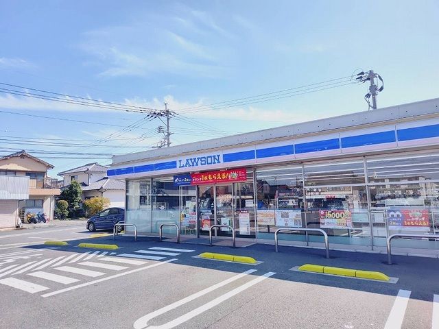 コンビニ　ローソン 宇佐四日市南店（コンビニ）まで400m