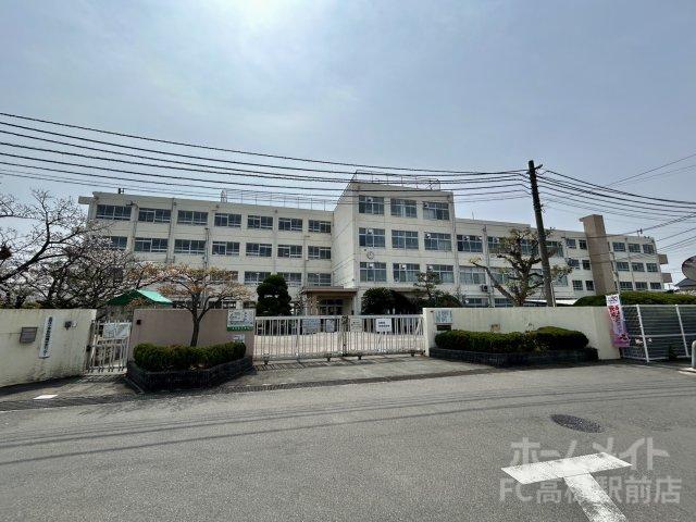 小学校　高槻市立五百住小学校（小学校）まで390m
