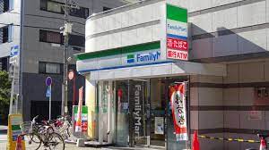 コンビニ　ファミリーマート 名古屋栄一丁目店（コンビニ）まで118m