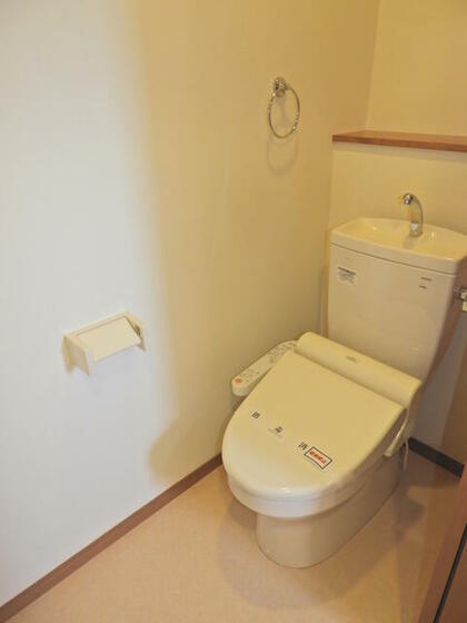 ファイン田島E棟のトイレ写真
