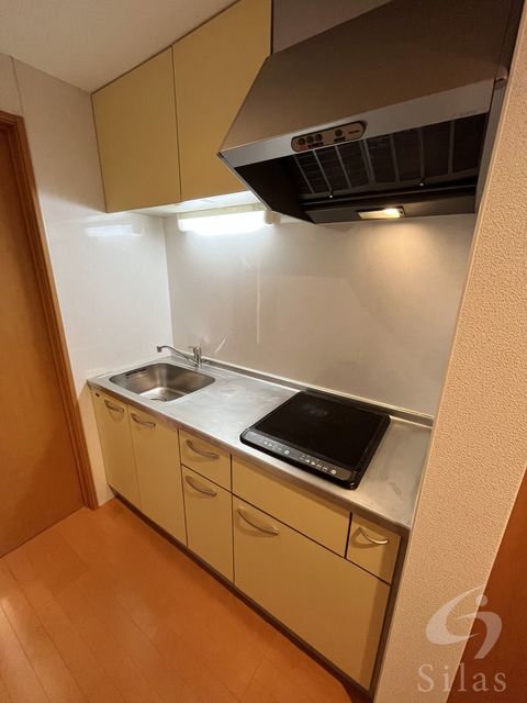 地下鉄長堀鶴見緑地線 蒲生四丁目駅 徒歩5分 3階建 築18年のキッチン写真