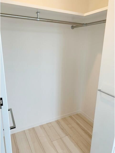 収納　洋服や荷物が多くても安心なウォークインクローゼットです♪
