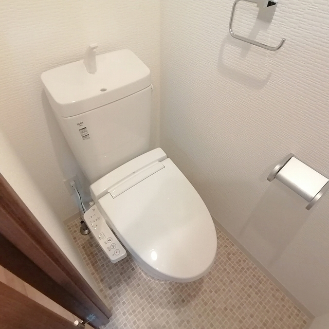 カレッジコート西千葉のトイレ写真