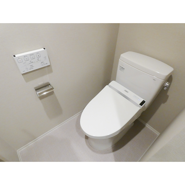 LIBR GRANT 西新宿EASTのトイレ写真