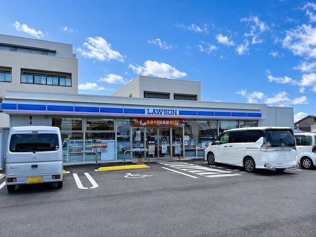 コンビニ　ローソン仏生山店さん（コンビニ）まで550m