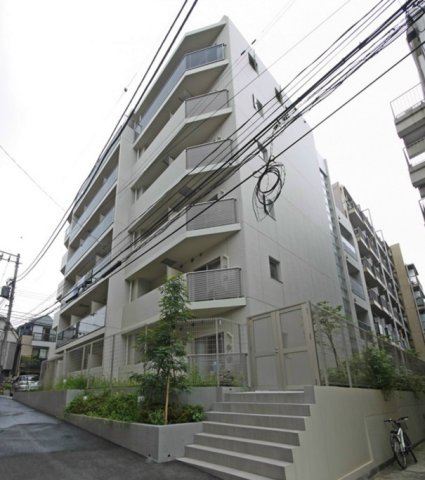 ガリシア新宿都庁前の外観写真