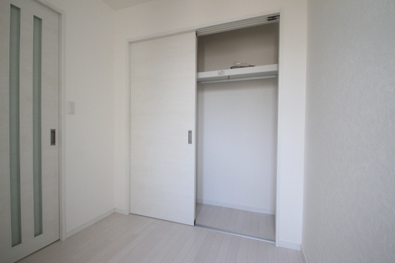 収納　※別部屋の写真です