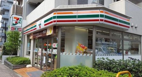 コンビニ　セブンイレブン文京湯島2丁目店（コンビニ）まで90m