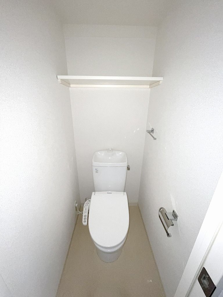 トイレ　※別部屋の参考写真です。