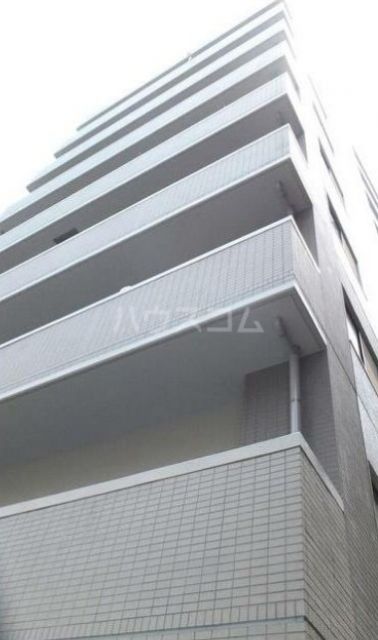 プラハ川崎本町通りの外観写真