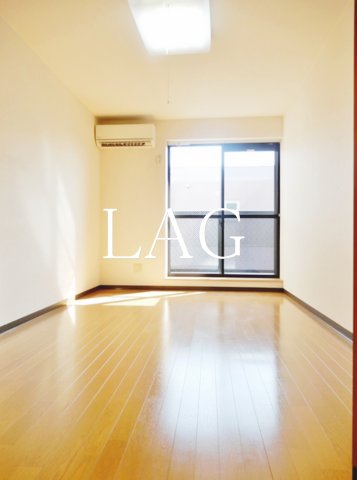 居室・リビング　洋室のお部屋です。