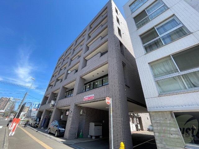 建物外観　札幌市中央区南一条東「ラフォーレ札幌」
