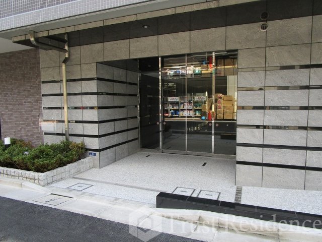 都営大江戸線 両国駅 徒歩8分 8階建 築9年の外観写真