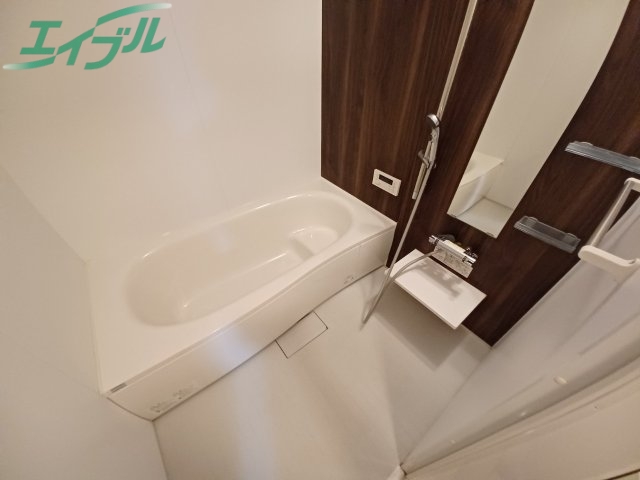 バス・シャワールーム　反転タイプ参考写真