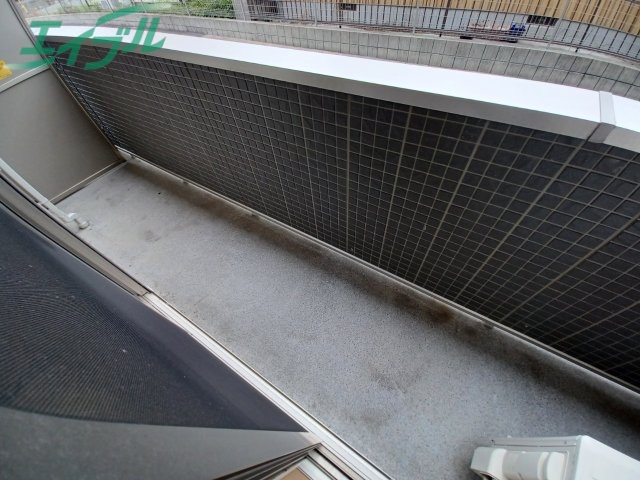 バルコニー　反転タイプ参考写真