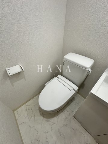 トイレ　清潔感のあるトイレです