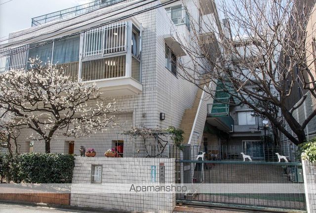 幼稚園・保育園　日の丸幼稚園（幼稚園・保育園）まで230m